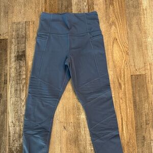 Women's Athleta Inclination Moto Tight. Size Small. Navy